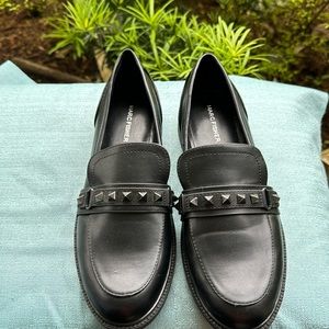 Marc fisher black faux leather loafers